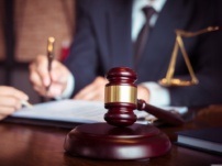 Legal Profession at Crossroads: Embracing Change in a Transformative Era